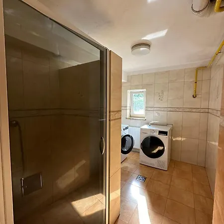 Akita Quarto em Acomodações Particulares *